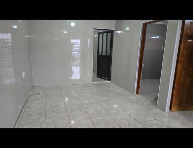 2 BEDROOM PROPERTY TO RENT IN MONTFORD